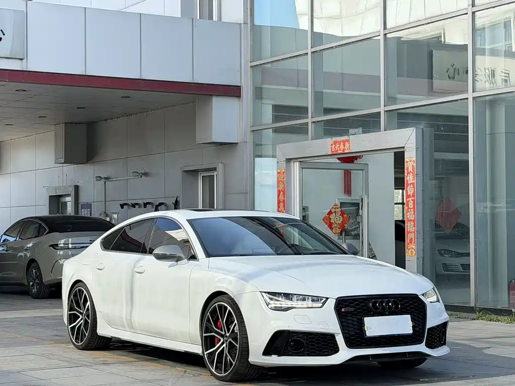 Audi RS 7 2016 RS 7 4.0T Sportback performance