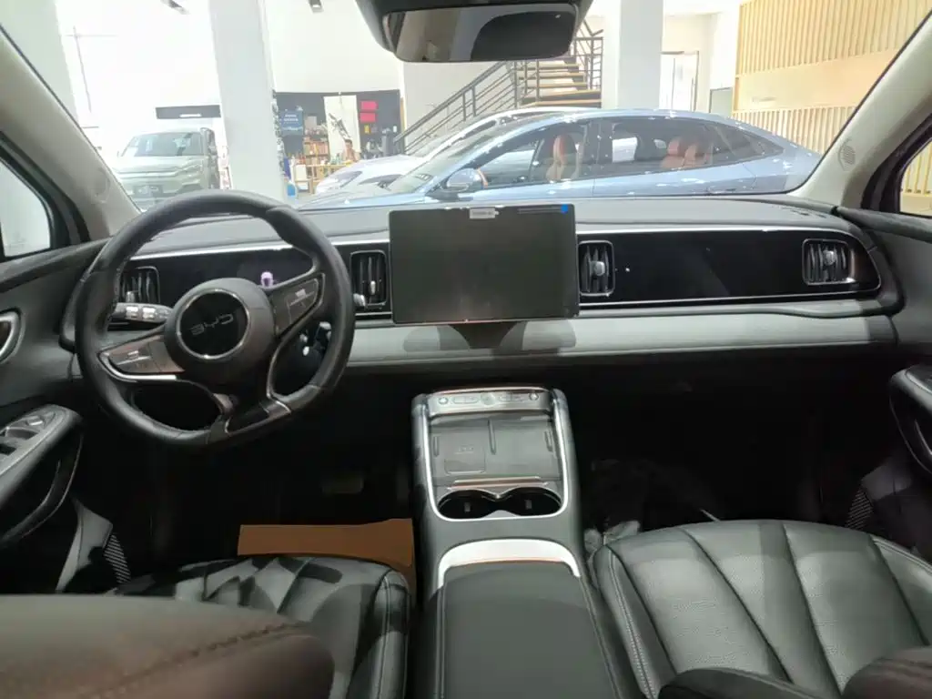 BYD 05 EV 2025 520KM