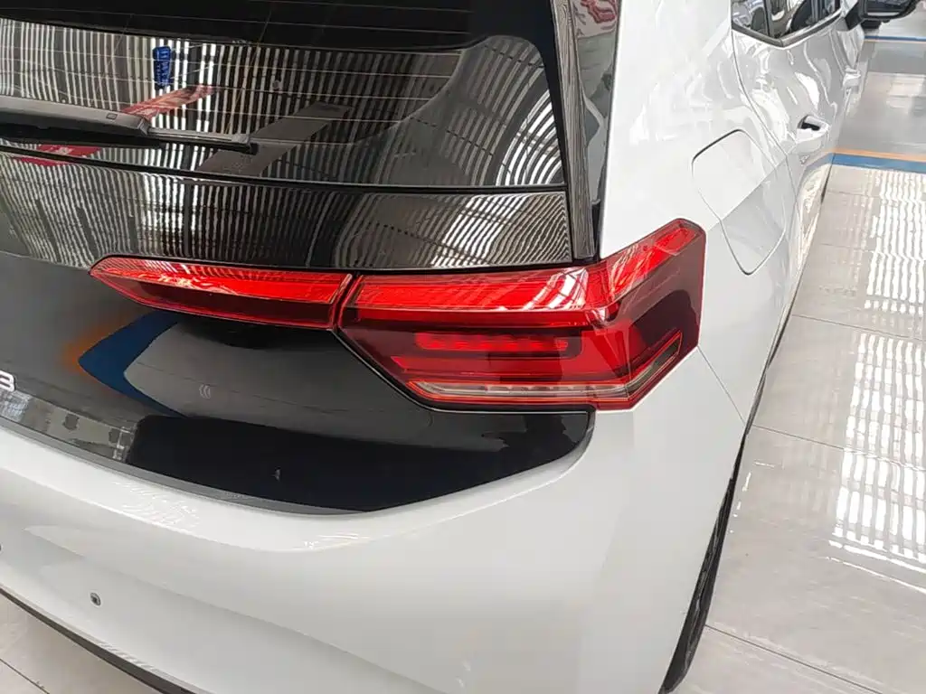 Volkswagen ID.3 — миниатюра 8