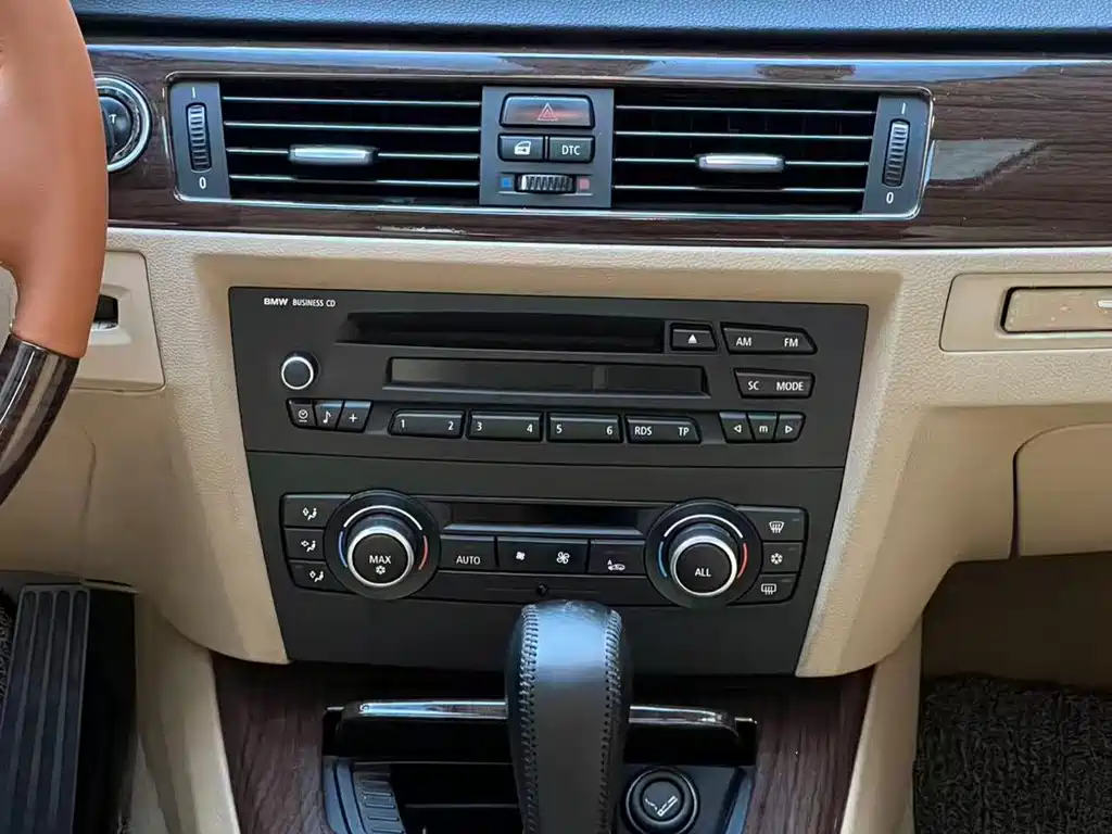 BMW 3 Series — миниатюра 6