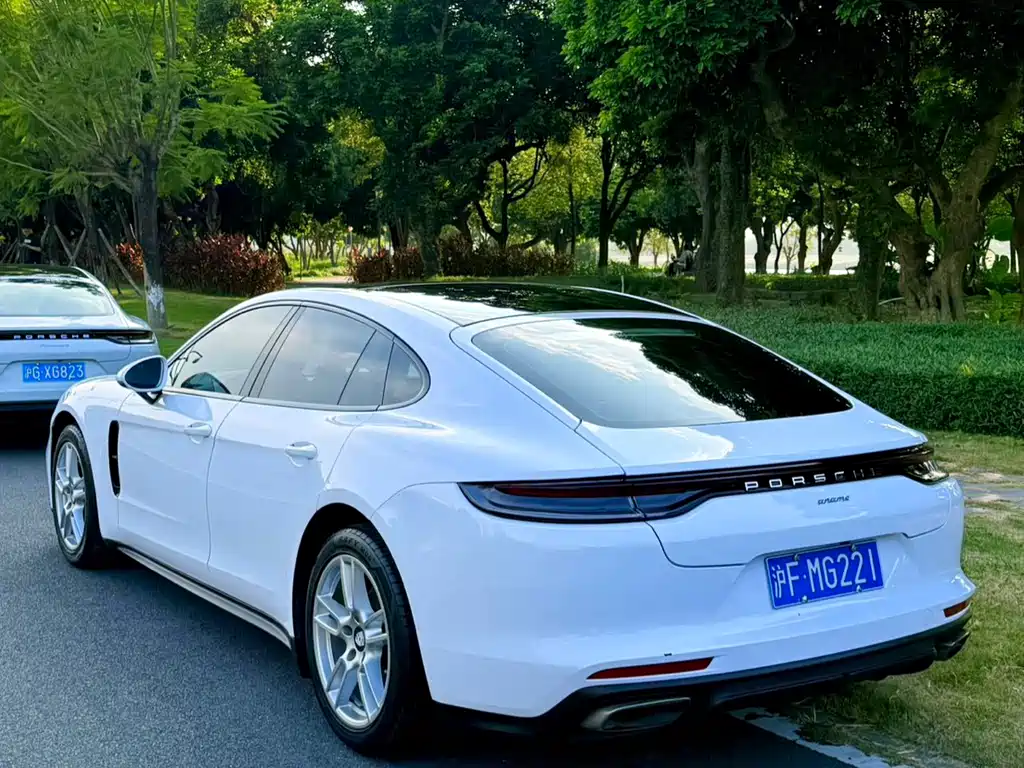 Porsche Panamera — миниатюра 10