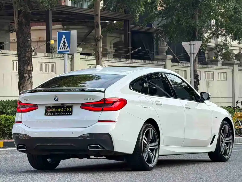 BMW 6 Series GT — миниатюра 5