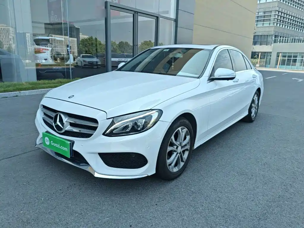 Mercedes-Benz C-Class — миниатюра 2