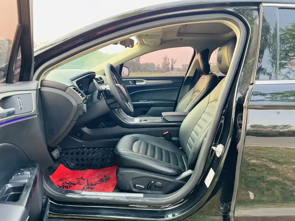 Ford Mondeo — миниатюра 4