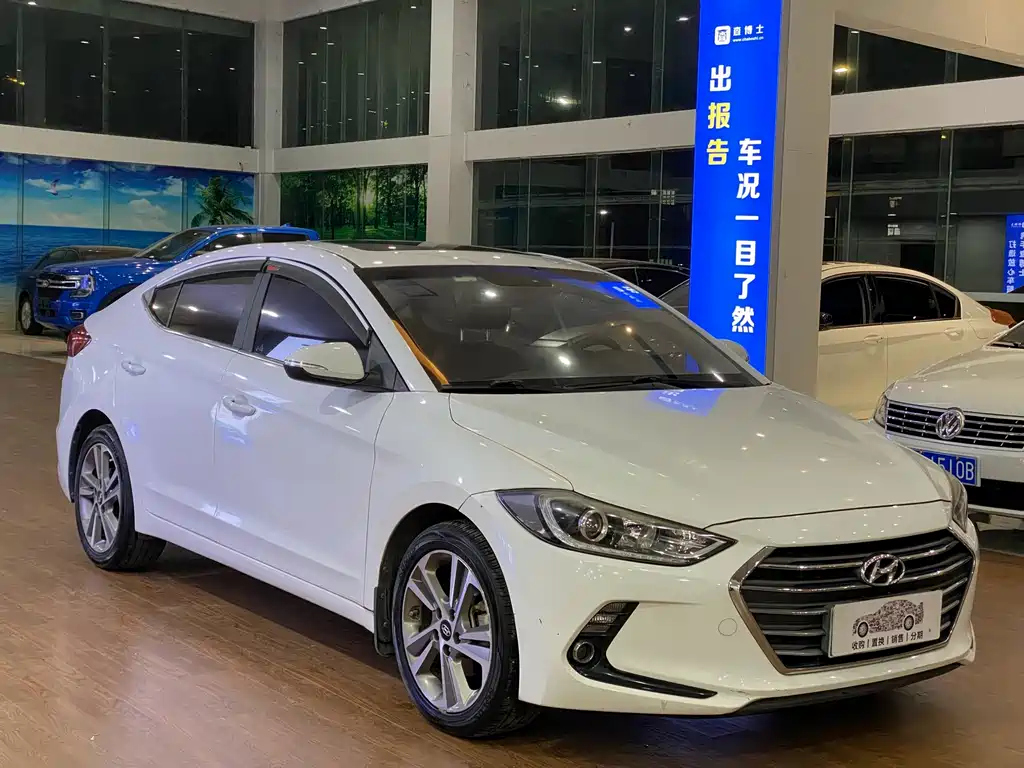 Hyundai Elantra — миниатюра 3