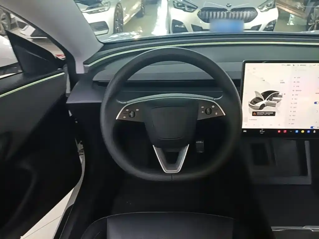 Tesla Model 3 — фотографии объявления, Фото 12