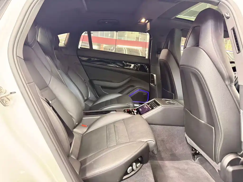 Porsche Panamera Hybrid — миниатюра 9