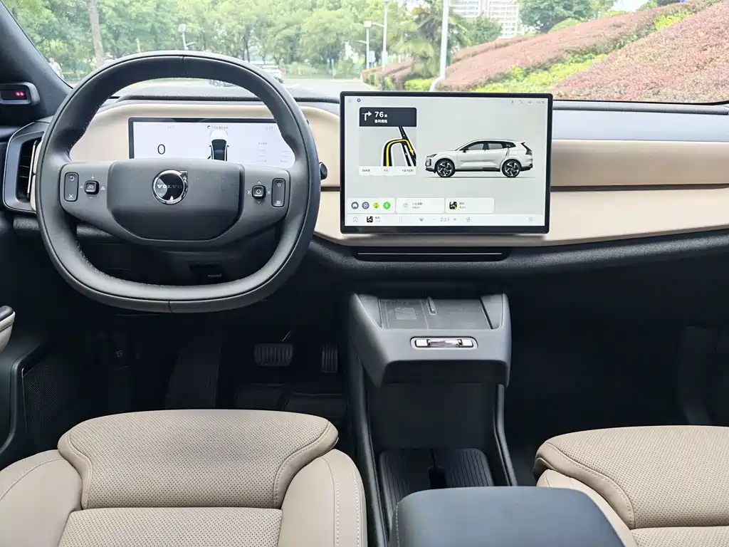 Volvo XC70 PHEV — миниатюра 4