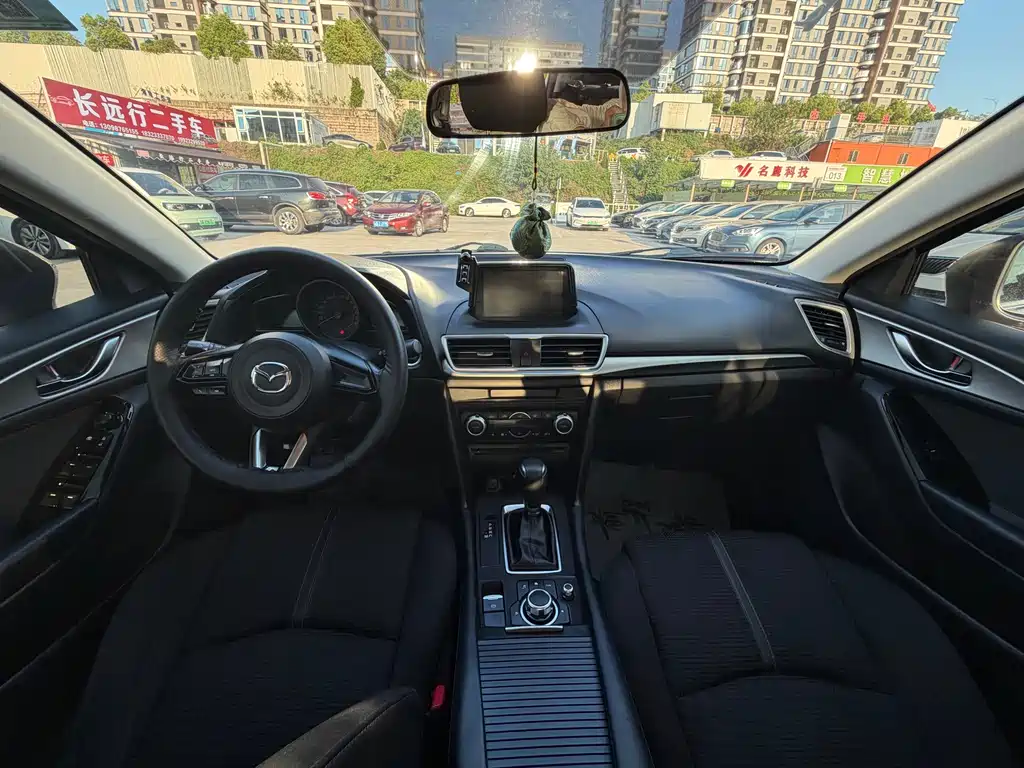 Mazda 3 Axela — миниатюра 11