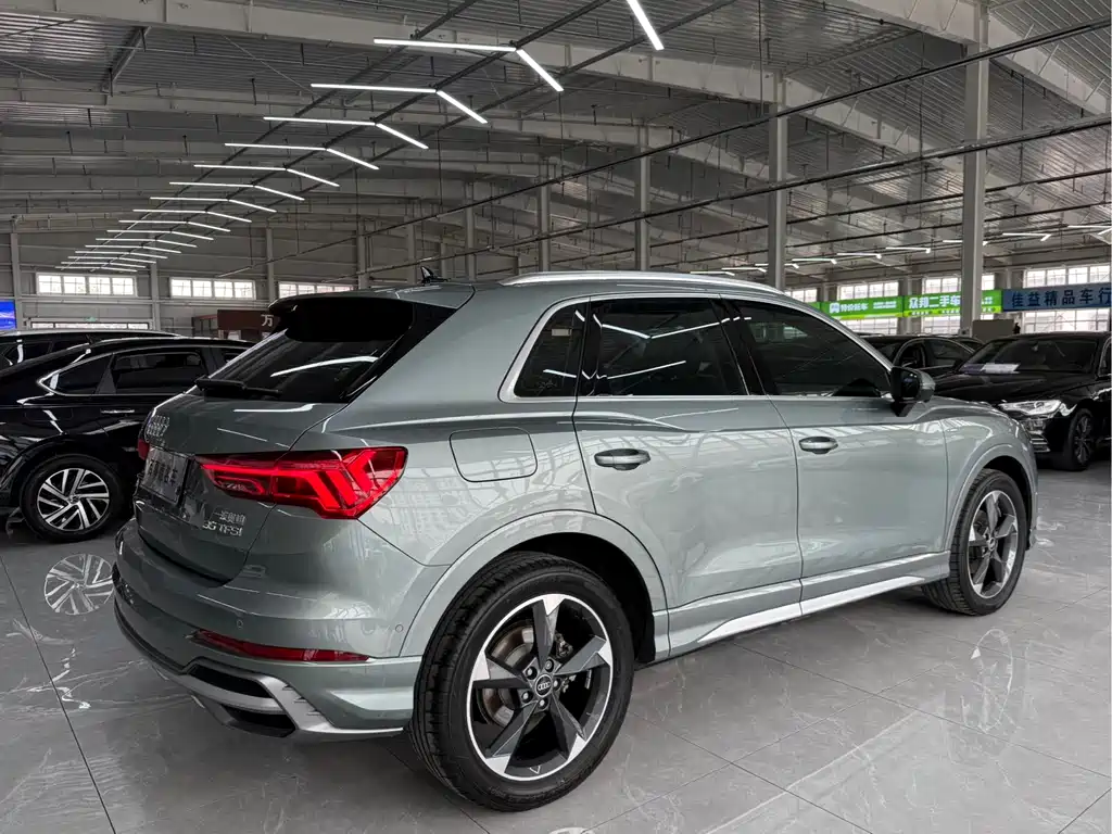 Audi Q3 2022 35 TFSI Fashion