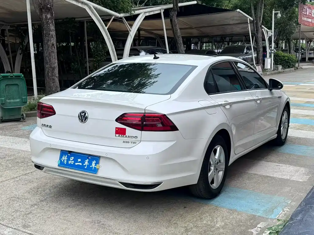 Volkswagen Lamando 2019 230TSI DSG VI