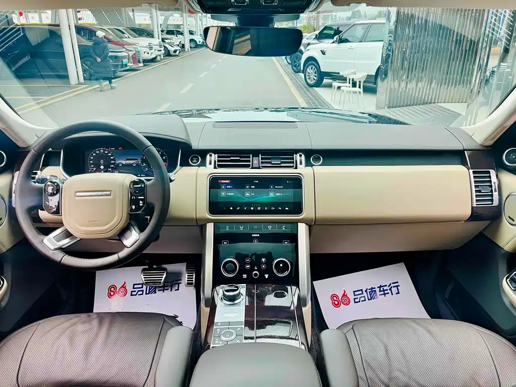 Land Rover Range Rover — миниатюра 6