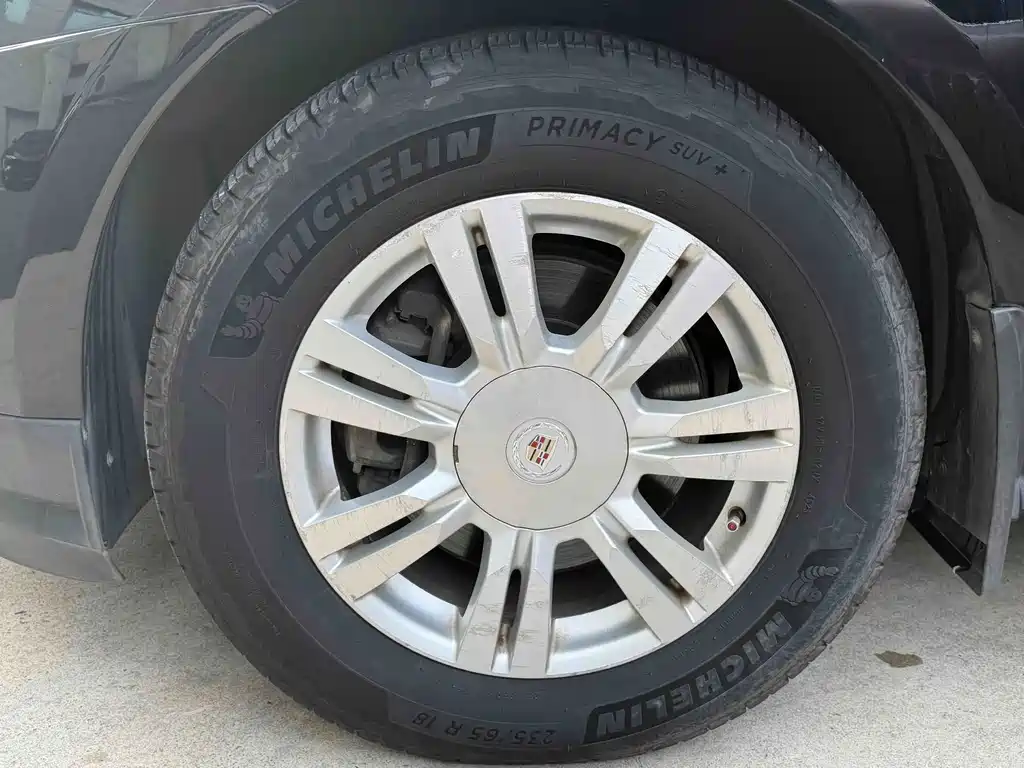 Cadillac SRX — миниатюра 16