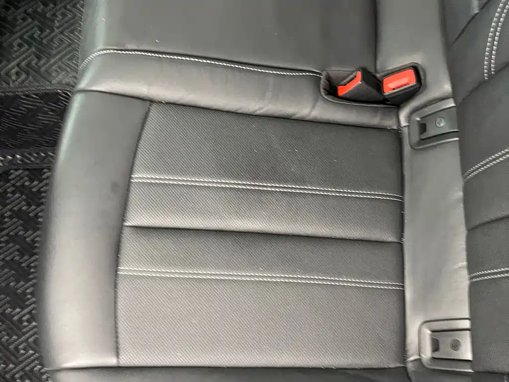 Audi A4L — миниатюра 22