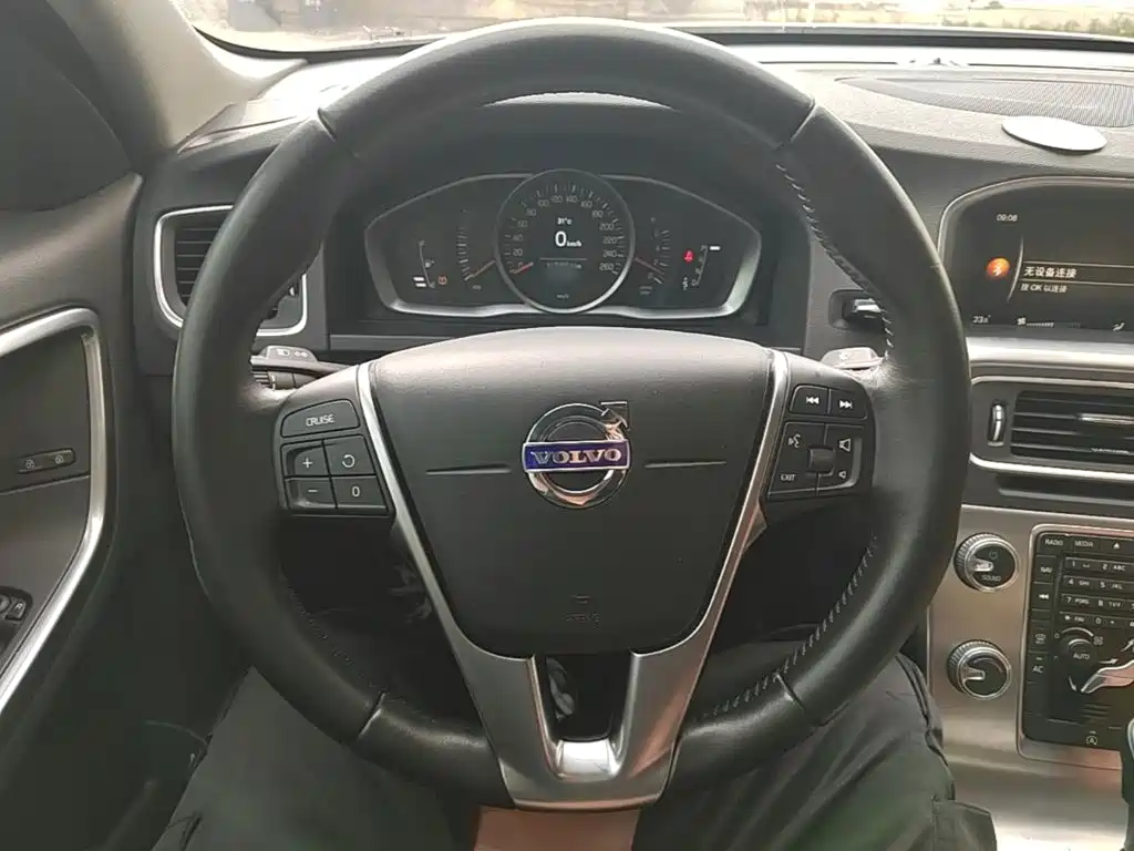 Volvo S60 — миниатюра 11