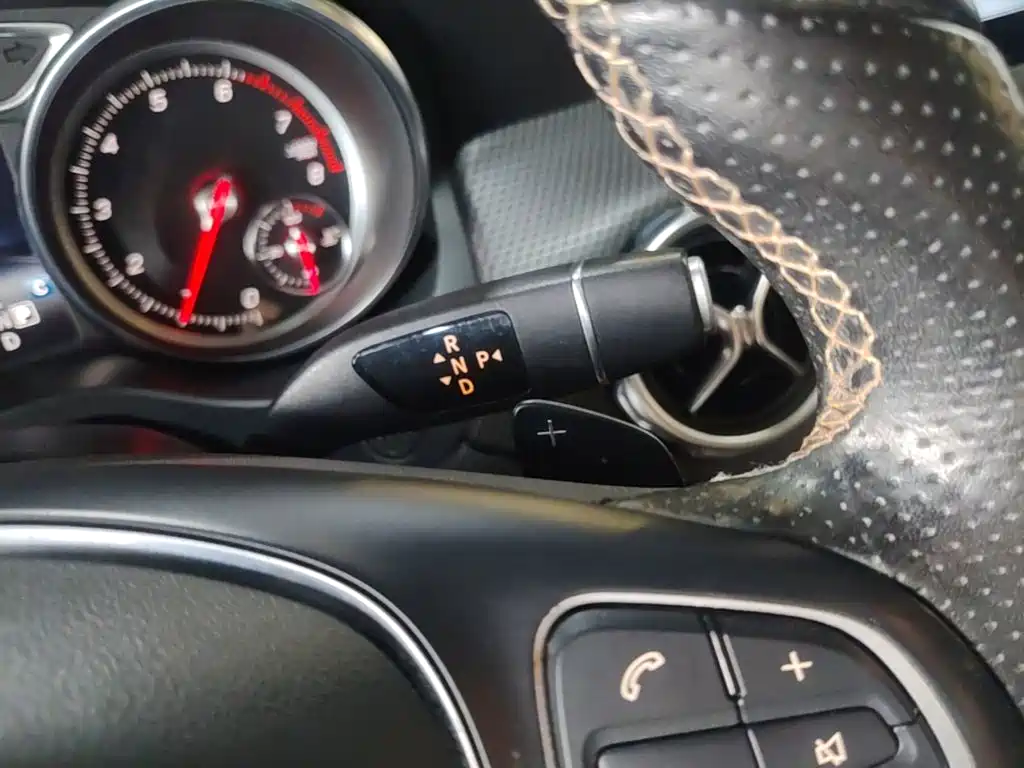 Mercedes-Benz GLA — миниатюра 14