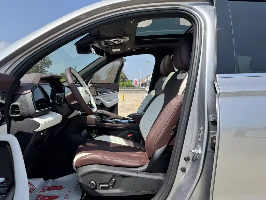 Geely Xingyue L — миниатюра 12