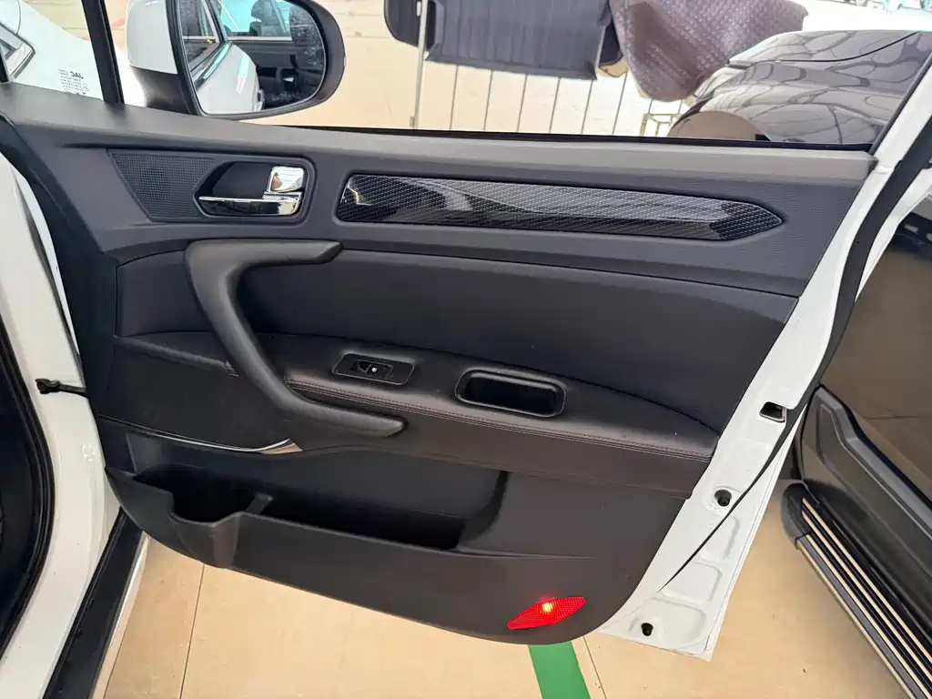 JAC Refine S3 — миниатюра 10