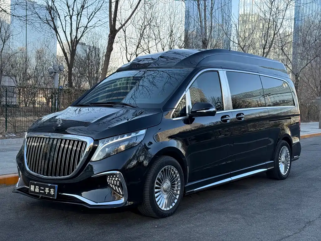 Mercedes-Benz V-Class 2024