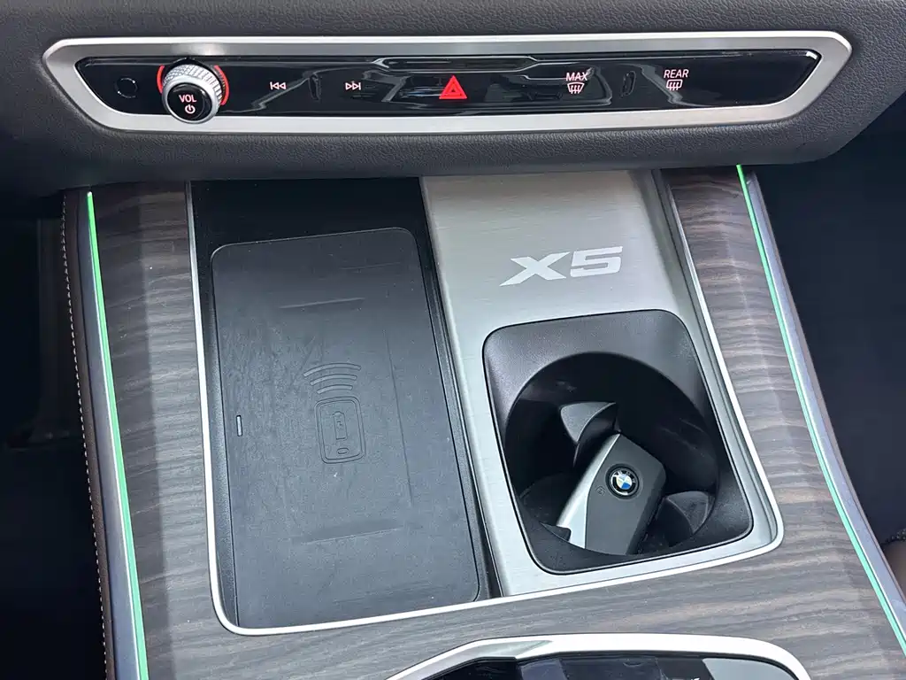BMW X5 — миниатюра 14