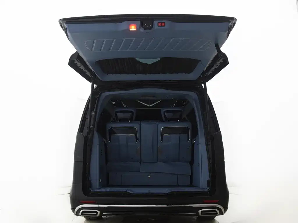 Mercedes-Benz Vito 2021 2.0T 7 мест