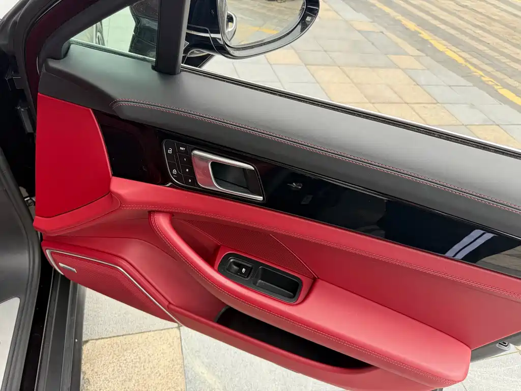 Porsche Panamera — миниатюра 13