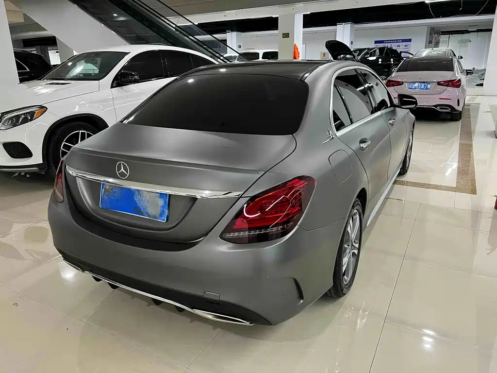 Mercedes-Benz C-Class — миниатюра 3