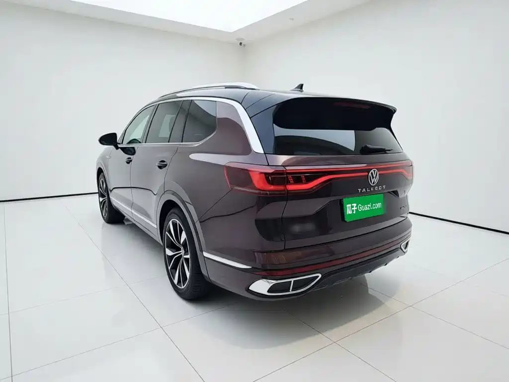 Volkswagen Viloran 2021 380TSI R-Line