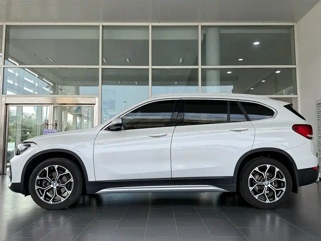 BMW X1 2021 sDrive20Li Premium