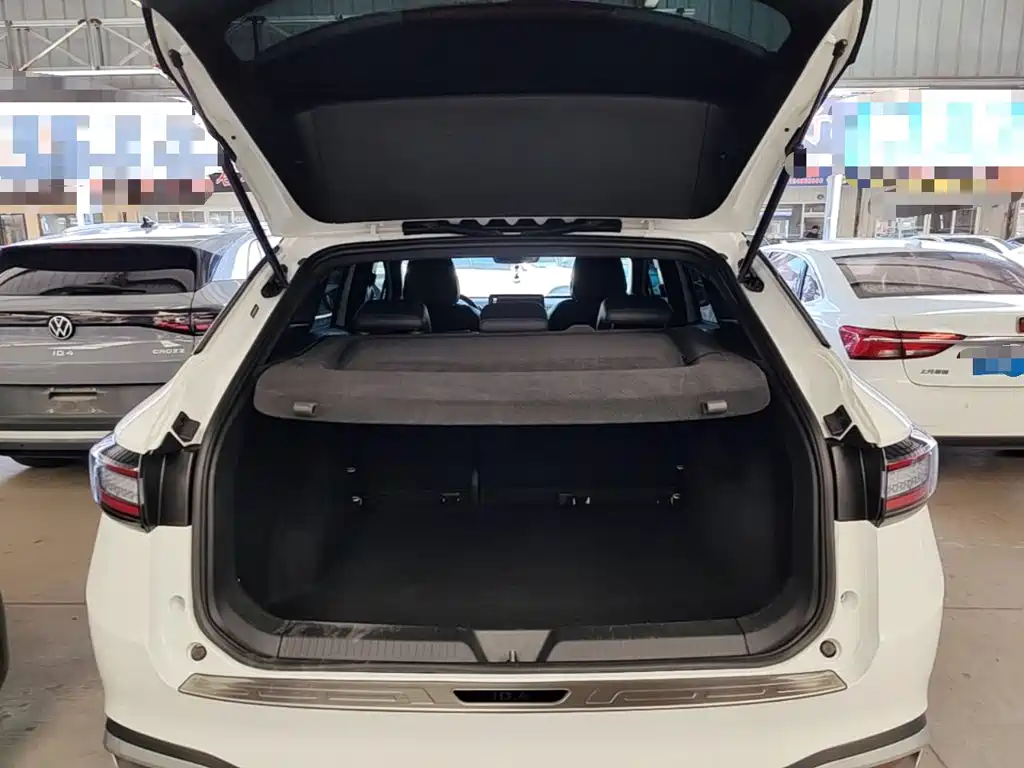 Volkswagen ID.4 X — миниатюра 15