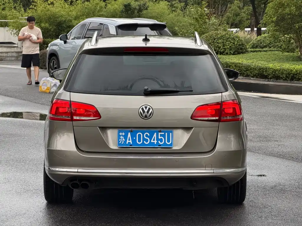 Volkswagen Magotan (Import) — миниатюра 4