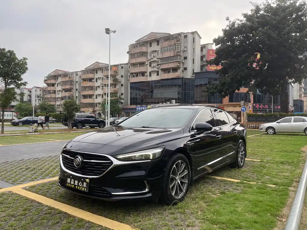 Buick LaCrosse — миниатюра 3
