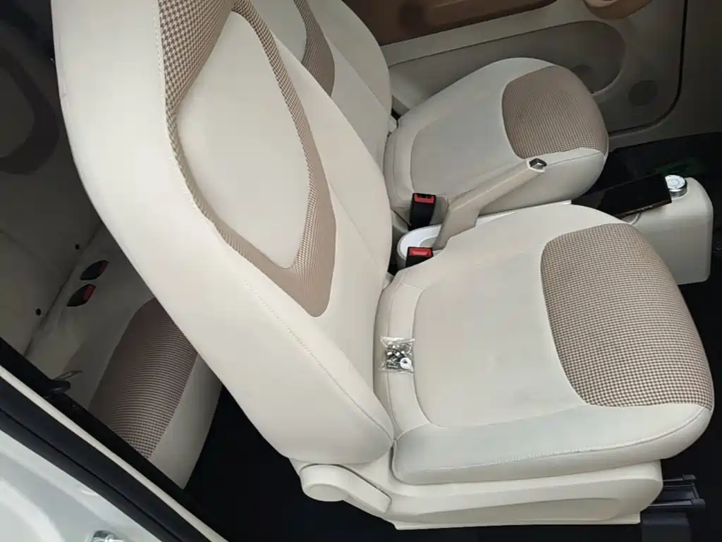 Wuling MINIEV — миниатюра 25