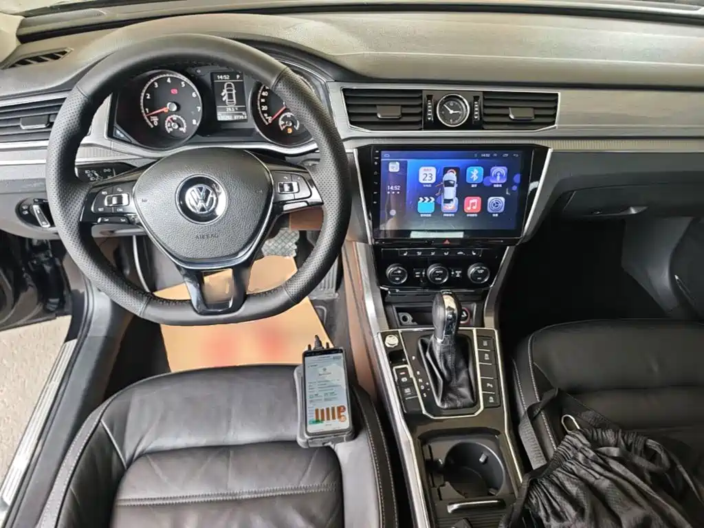 Volkswagen Passat 2017 330TSI DSG