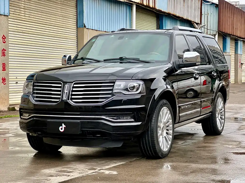 Lincoln Navigator 2017