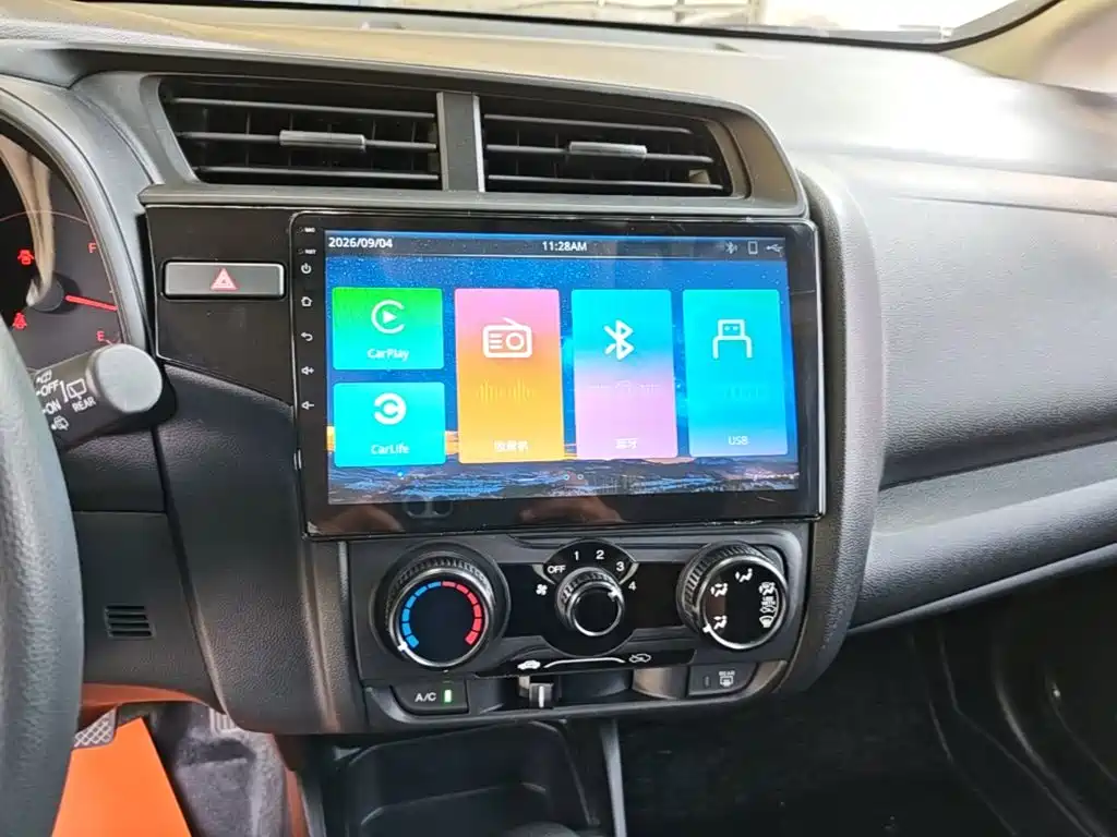 Honda Fit — миниатюра 13