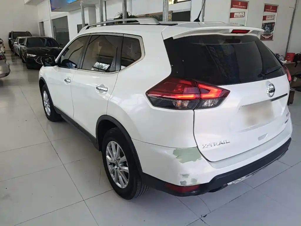 Nissan X-Trail — миниатюра 5