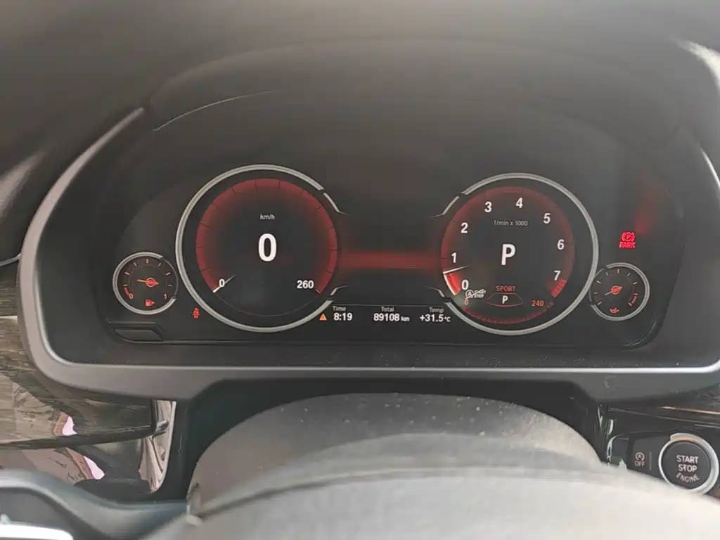 BMW X5 (Import) — миниатюра 12