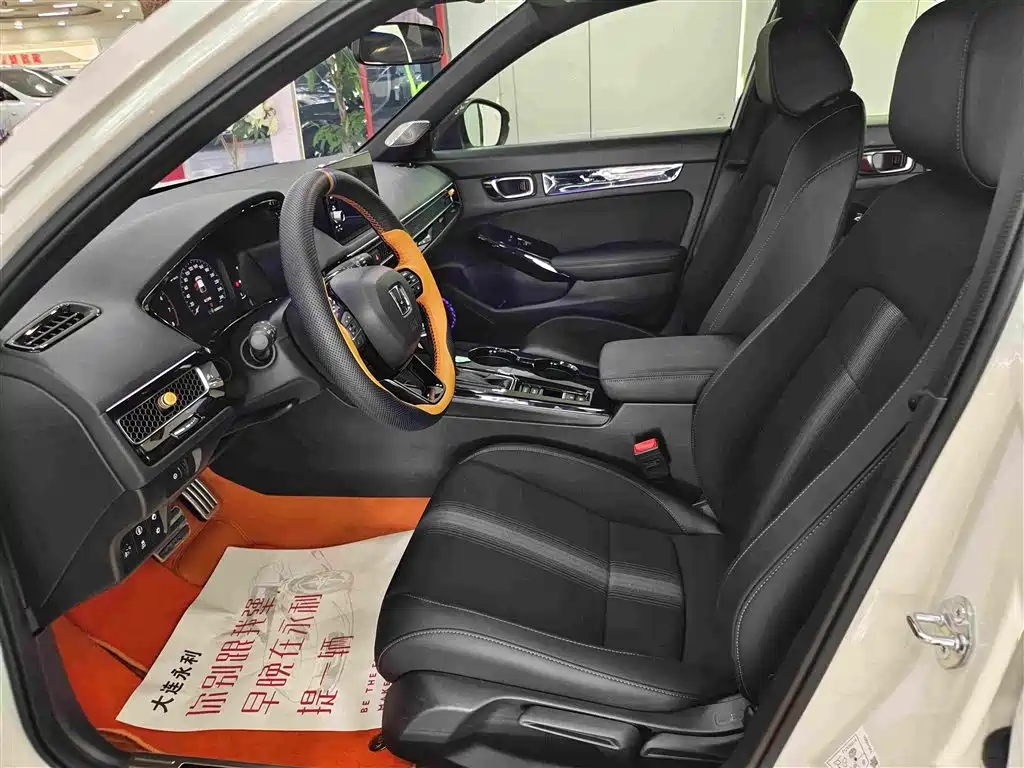 Honda Civic — миниатюра 8