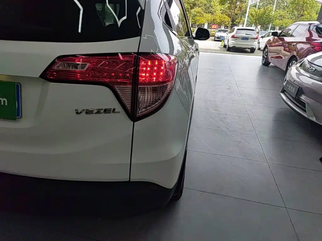 Honda Vezel — миниатюра 8