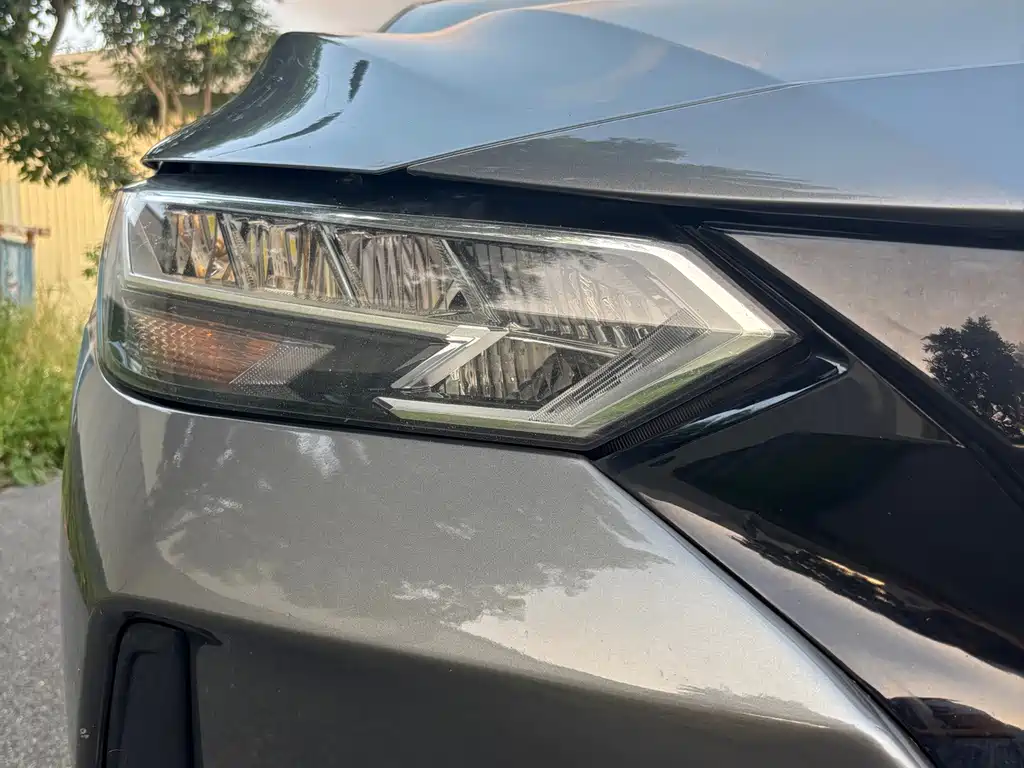 Nissan Sylphy — миниатюра 4