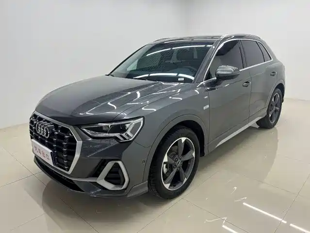 2022 Audi Q3