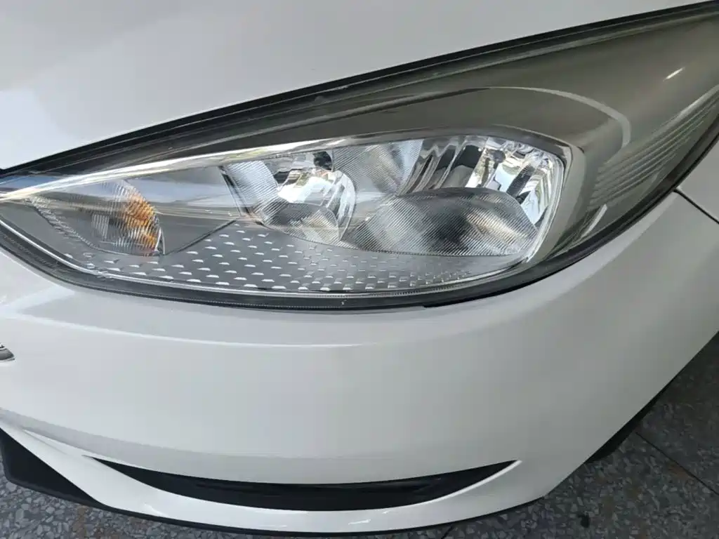 Ford Focus — миниатюра 24
