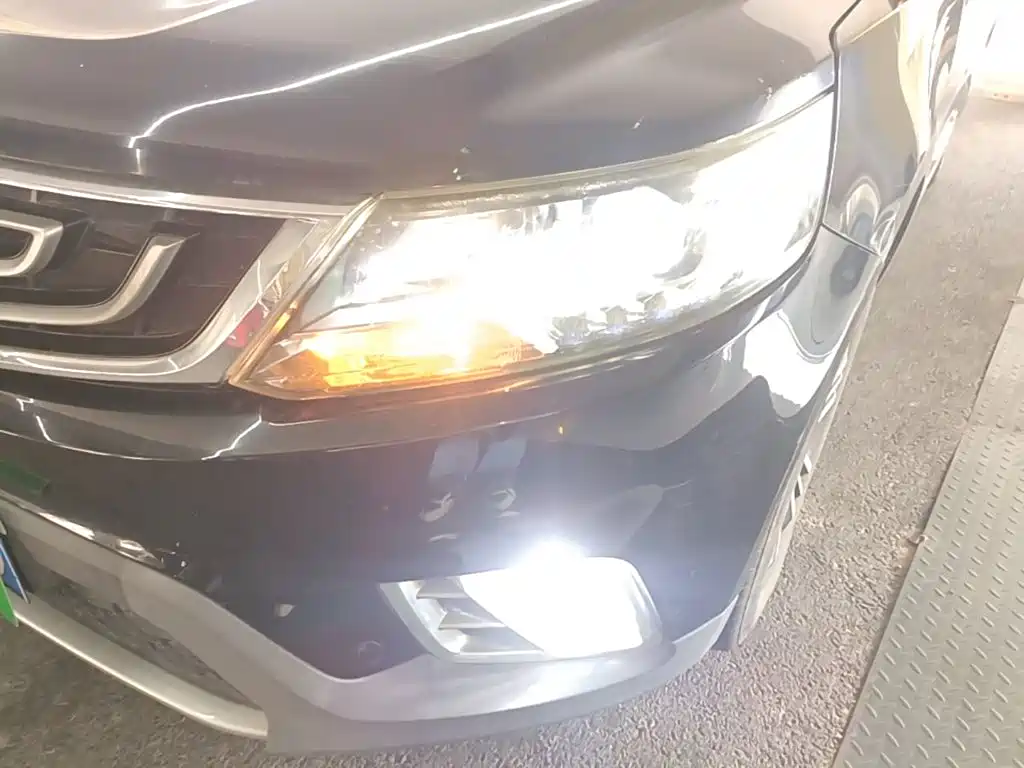 Geely Vision X6 — миниатюра 24