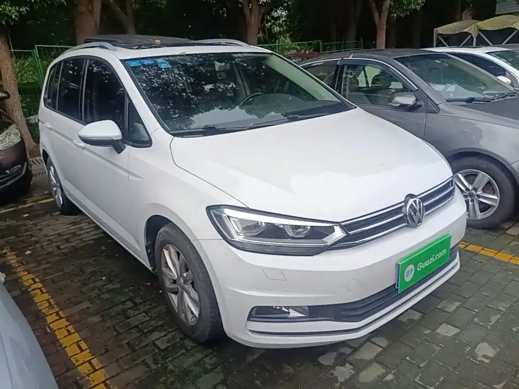 Volkswagen Touran — миниатюра 4