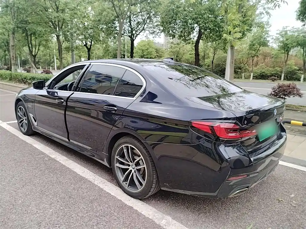 BMW 5 Series 5 2022 535Le M Sport