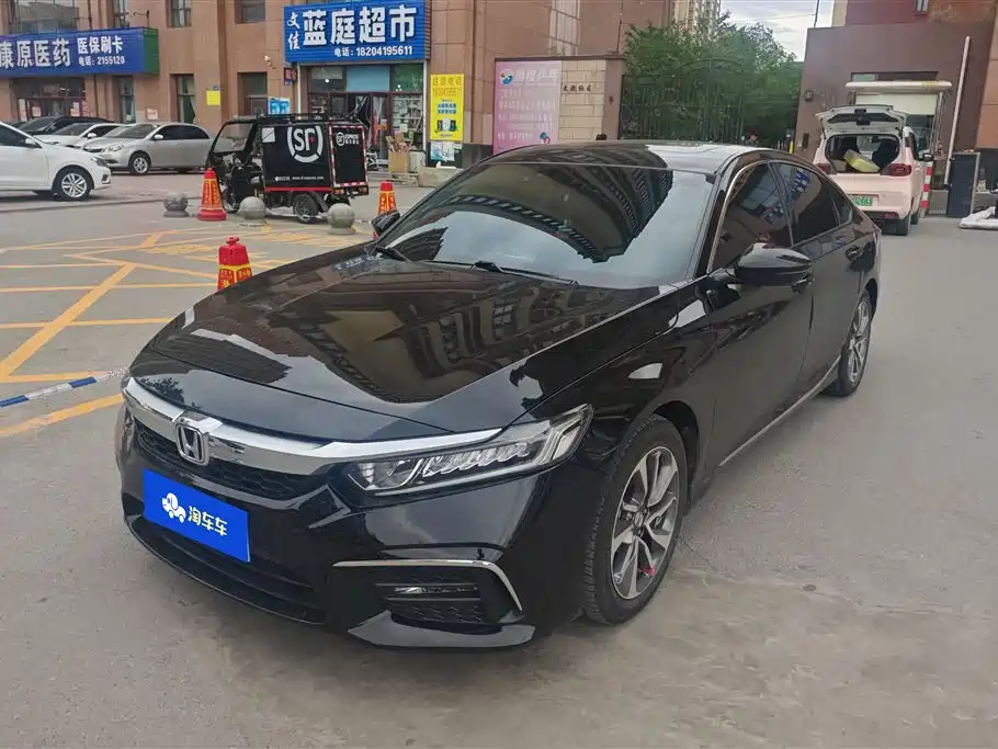 Купить Honda Inspire