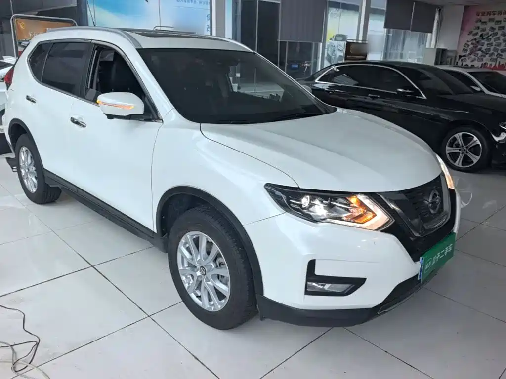 Nissan X-Trail — миниатюра 4
