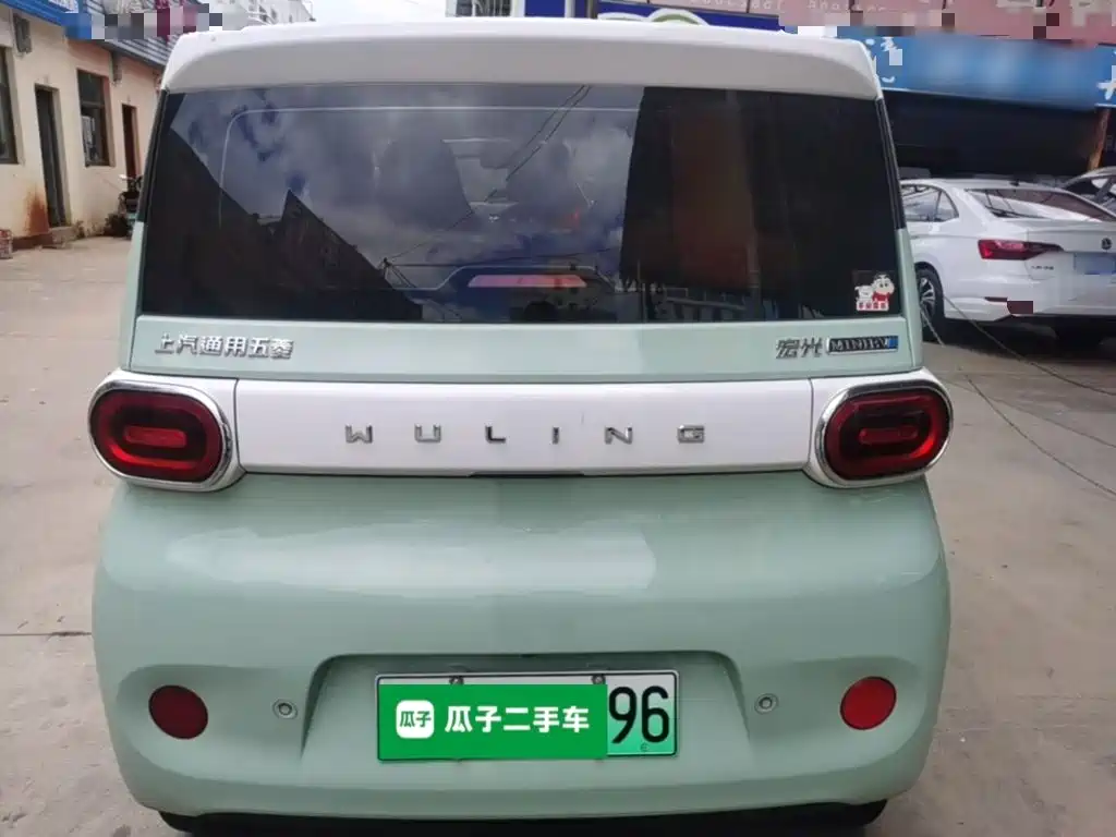 Wuling MINIEV — миниатюра 6