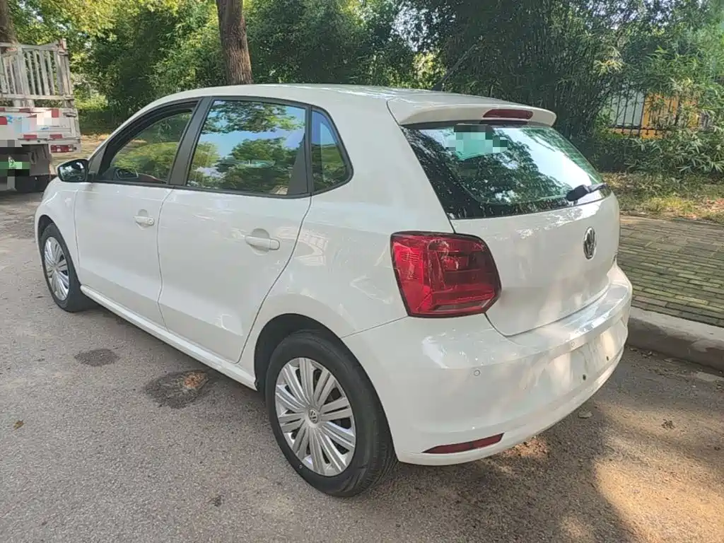 Volkswagen Polo — миниатюра 5